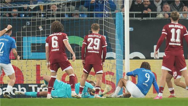 2:2 gegen Bielefeld: Darmstadt verliert Anschluss Fraser Hornby (9) erzielte das frühe 1:0 für Darmstadt.