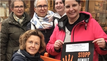 Frauen mehrerer Service Clubs laden zu dem Kinoabend ein.