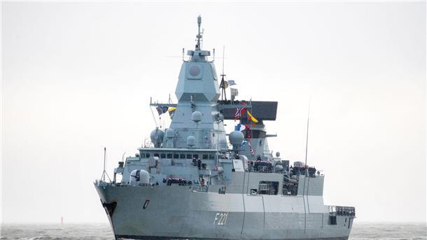 EU: Vorerst keine Beteiligung an US-Attacken auf Huthi-Miliz Fregatte „Hessen“: Deutschland plant an der Militäroperation teilzunehmen, sofern der Bundestag nach Abschluss der EU-Planungen ein Mandat erteilt.
