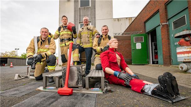 Warum Bremerhavens Feuerwehr heute Hilfe von der Bevölkerung braucht feuerwehrleute