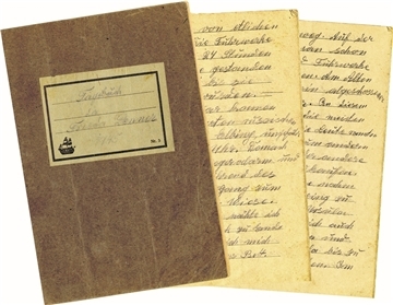 Frieda Penner ist aus Elbing nach Dänemark geflüchet. In Tagebüchern hat sie geschrieben, was sie auf der Flucht 1945 erlebt hat.