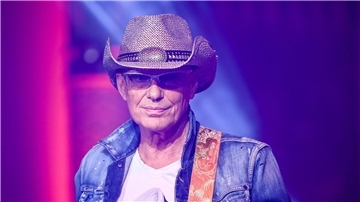 Fritz Puppel von der Band City bei der Verleihung der Sepp-Herberger-Awards 2022.