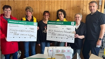 Fröhliche Gesichter bei der Spendenübergabe (von links): Susanne Freels (Frauen- und Kinderschutzhaus), Claudia Cornelius (LC Emy Rogge), Britta Bromberg (MGH), Lili Schreiber (LC Emy Rogge), Barbara Peter (MGH) und Ralf Bunten, Geschäftsführer des Caritasverbands im Kreis Wesermarsch.