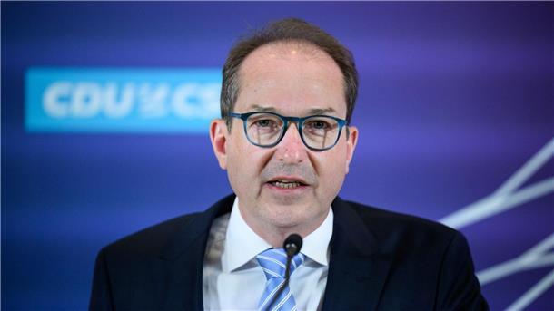 Dobrindt warnt vor verfrühter Kanzlerkandidaturdebatte „Frühzeitige Diskussion nutzt nur der Ampel“: Alexander Dobrindt.
