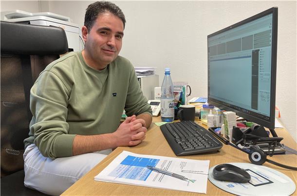 Zu viel Bürokratie: Die Eröffnung der Arztpraxis in Schiffdorf verzögert sich Fühlt sich alleingelassen im Ringen um die Ärzteförderung: Dr. Niazi Habash, der in Schiffdorf wieder eine Arztpraxis eröffnen möchte.