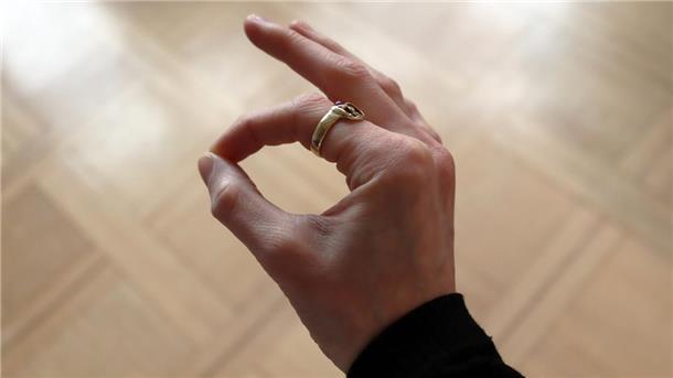Hand formt Optimierungszeichen