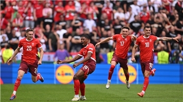 Die Schweizer Nationalmannschaft um Granit Xhaka 