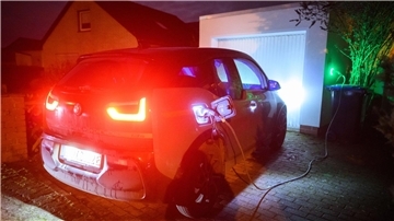 Für Massen von E-Autos und Wärmepumpen sind die lokalen Verteilnetze noch nicht ausgelegt.
