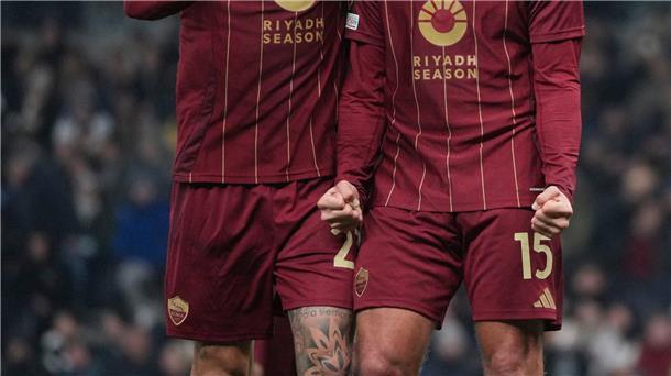 Rom-Trainer: Hummels kann „außergewöhnlich gut“ sein Für Mats Hummels (rechts) war das Tor gegen Tottenham eine Befreiung.