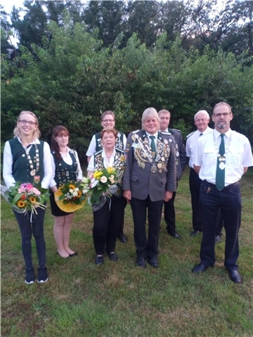 Der Hofstaat 2024 in Breddorf