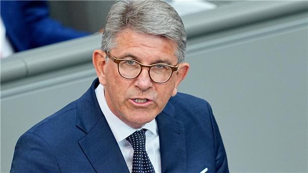 Entsetzen nach Ausladung von Dirigent Shani Für Weimer ist eine rote Linie überschritten (Archiv).