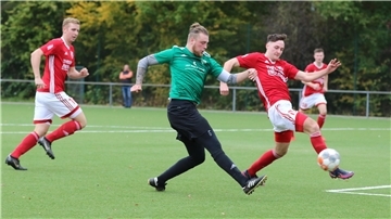 Fynn Baumgardt vom SV Phiesewarden in der Fußball-Kreisliga
