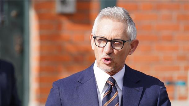 BBC nach Lineker-Suspendierung in der Krise Gary Lineker hat die britische Migrationspolitik kritisiert und wird deshalb vorerst nicht mehr als Fußball-Moderator bei der BBC zu sehen sein.