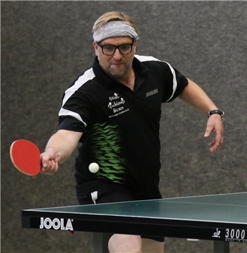 Michael Burhop vom TTC Waddens in der Tischtennis-Bezirksliga