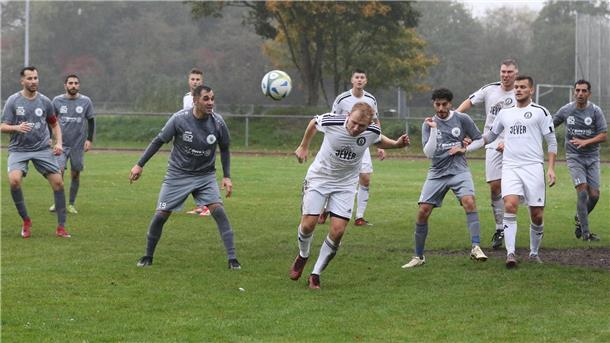Fußballspiel des TuS Einswarden gegen FSV Jever