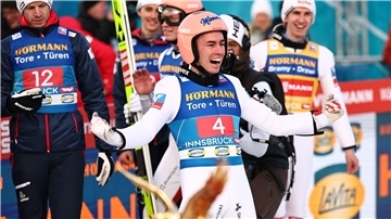 Geht als Spitzenreiter ins Tournee-Finale: Stefan Kraft.