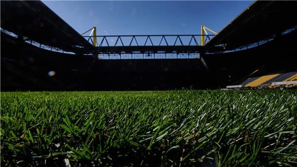 Geisterkulisse im Signal Iduna Park, dem Stadion von Borussia Dortmund.