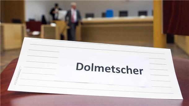 Neue Standards für Gerichtsdolmetscher sind umstritten Gerichtsdolmetscher in Deutschland fürchten schärfere Zugangsbedingungen.