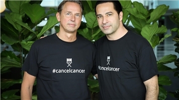 Gesichter der Kampagne sind zum Beispiel SAP-Chef Deutschland Sven Mulder (l.) und Comedian Bülent Ceylan. Initiator ist ein Bremerhavener.