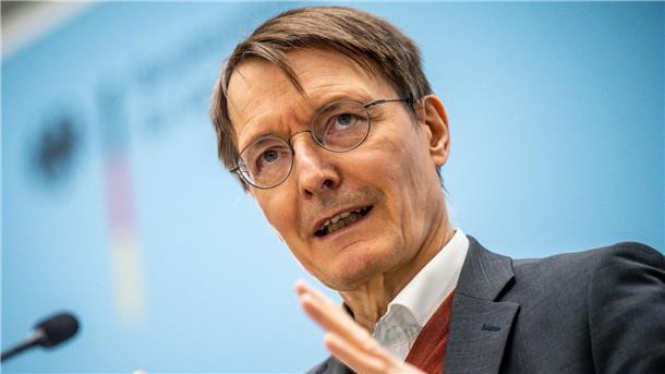 Gesundheitsminister Karl Lauterbach sieht die aktuell geltenden rechtlichen Regeln zu Organspenden als gescheitert an.