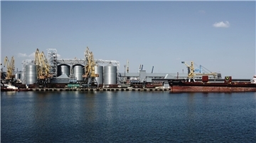 Getreidelagerterminals im Seehafen von Odessa in der Ukraine.