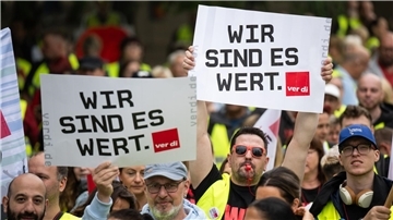 Gewerkschaften konnten einem Experten zufolge ihre Arbeitskämpfe zur Mitgliederwerbung nutzen.