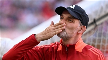 Gibt es bald Küsschen für die Fans der „Three Lions“? Thomas Tuchel muss die Herzen in England erst noch erobern.