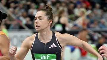 Gina Lückenkemper muss ihre Hallensaison vorzeitig beenden.