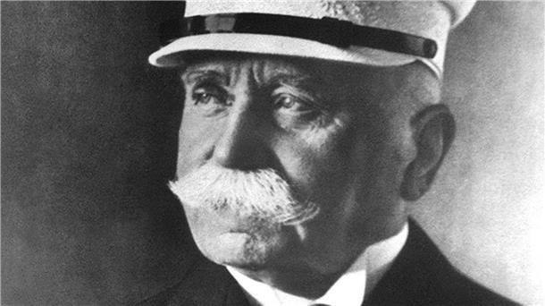 Vor 125 Jahren hob der erste Zeppelin ab Graf von Zeppelin schrieb Geschichte mit seinen Luftschiffen. (Archivbild)