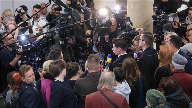 Polen: Auslieferung eines Nord-Stream-Verdächtigen abgelehnt Großes Medieninteresse an der Verhandlung vor dem Bezirksgericht in Warschau