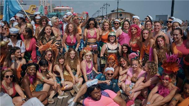 Gruppenbild auf der Promenade von Coney Island.