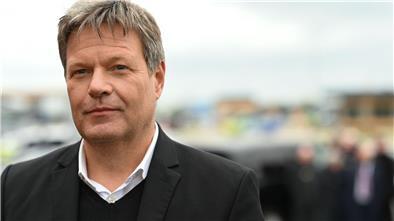 Habeck reist durch Norddeutschland.