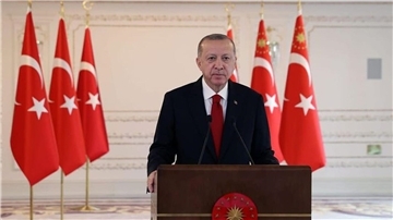 Hält trotz der verheerenden Erdbebenkatastrophe am gesetzten Wahltermin im Mai fest: Recep Tayyip Erdogan.