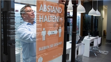 Händler dürfen wieder öffnen. Aber nurauf 800 Quadratmetern.