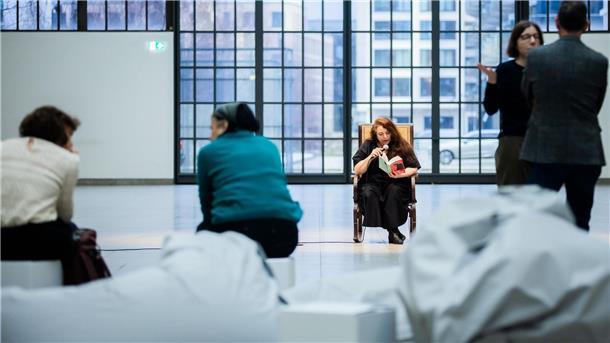Hannah-Arendt-Lesung im Hamburger Bahnhof in Berlin nach propalästinensischem Protest abgebrochen.