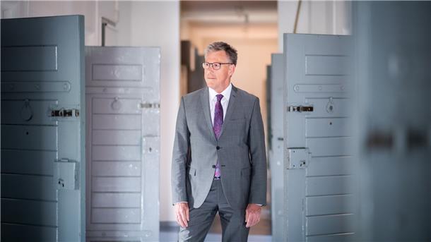 Harry Götze geht als Direktor der Ortspolizeibehörde in den Ruhestand. 
