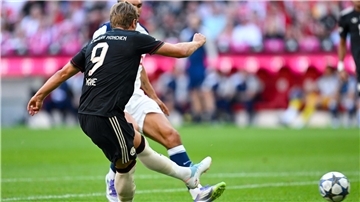 Harry Kane mit einer Seltenheit: Einem Fehlschuss vom Punkt.