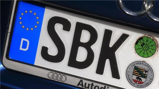 Gibt es bald viele neue Autokennzeichen? Hat profitiert von der ersten Liberalisierung: Schönebeck (SBK) im Salzlandkreis (Sachsen-Anhalt). (Archivbild)