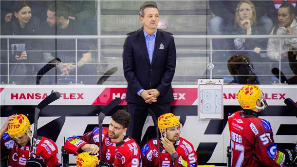 Gudlevskis ist Torhüter des Jahres in der DEL - Urbas geht leer aus Hattrick verpasst: Thomas Popiesch kam bei der Wahl zum Trainer des Jahres nicht zum Zuge.