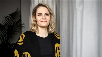 Hazel Brugger gewinnt Comedypreis für ESC-Moderation Hazel Brugger hat mit ihrer Moderation beim Eurovision Song Contest überzeugt. (Archivbild)