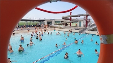 Im Meerwasser-Wellenbad "Watt'n Bad" in Dorum-Neufeld verzeichnete die Kurverwaltung in den zurückliegenden Tagen die bislang höchsten Besucherzahlen der Saison.