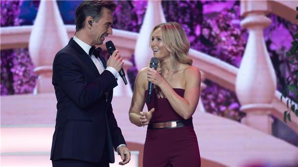 Helene Fischer darf Weihnachten nicht fehlen. In der „Helene Fischer-Show“ singt sie am ersten Weihnachtstag mit ihrem Ex-Partner Florian Silbereisen.