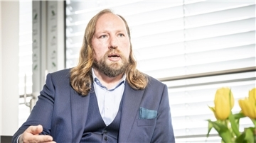 „Herr Merz macht es immer schwieriger, mit ihm zu regieren“, sagt Grünen-Politiker Anton Hofreiter.