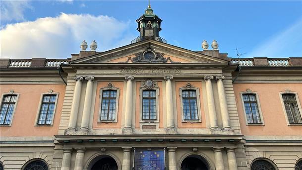 Hinter diesen Fenstern wird am Donnerstag verkündet, wer in diesem Jahr mit dem Literaturnobelpreis ausgezeichnet wird. (Archivfoto)