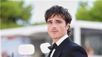 Jacob Elordi sah „Qualen“ vor „Frankenstein“-Dreh als Segen Hollywood-Schauspieler Jacob Elordi freute sich eigenen Worten zufolge über große Schmerzen, die er vor Beginn der Dreharbeiten zu „Frankenstein“ hatte. (Archivbild)