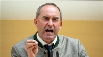 Hubert Aiwanger (Freie Wähler), Bayerns Staatsminister für Wirtschaft, Landentwicklung und Energie hat zur Wirtschaftsministerkonferenz geladen.