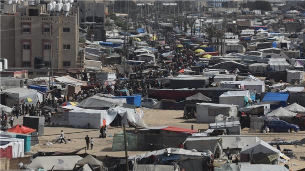 Rafah: Angst vor Ausweitung des Militäreinsatzes wächst Humanitäre Helfer berichten von verheerenden Zuständen in Rafah im Süden des Gazastreifens.