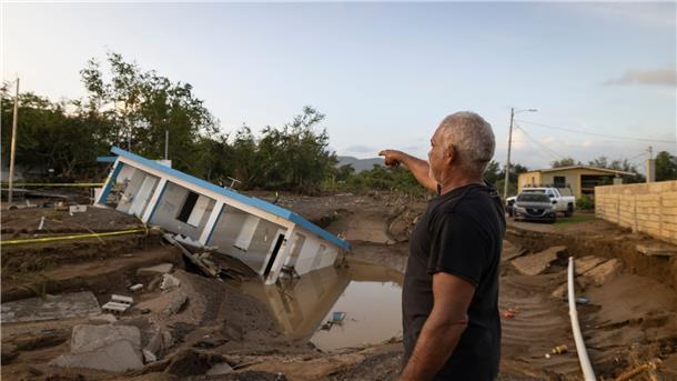 Hurrikan „Fiona“ hat in Puerto Rico große Zerstörung angerichtet - Hunderttausende sind weiterhin vom Stromnetz abgetrennt.
