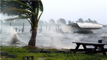 Hurrikans Frances trifft die Küste des US-Bundesstaats Florida am 05. September 2004.