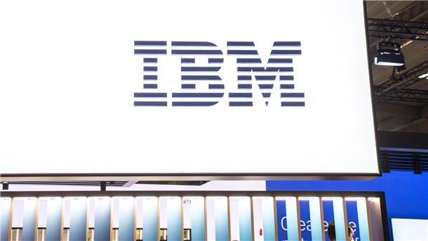 IBM will US-Softwareanbieter Apptio übernehmen IBM erhofft sich von der Übernahme des Softwareanbieters Apptio, sein Angebot zu erweitern und „erhebliche Synergien“ in mehreren Wachstumsfeldern des Konzerns zu schaffen.